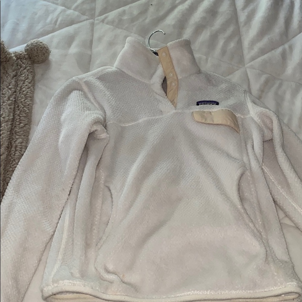 Patagonia Women’s button-down fleece